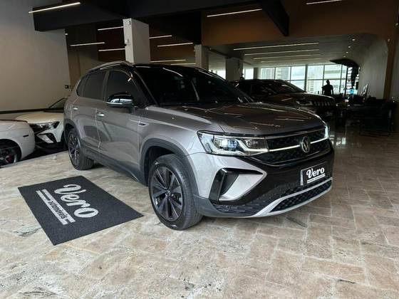 VOLKSWAGEN TAOS 1.4 250 TSI TOTAL FLEX HIGHLINE AUTOMÁTICO